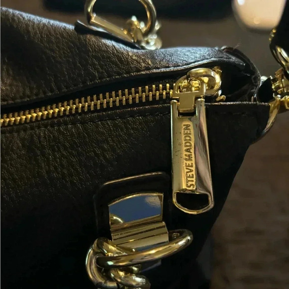 Steve Madden black handbag/shoulder bag - Picture 9 of 11